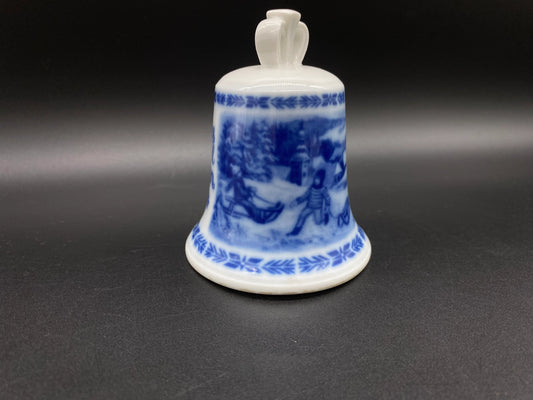 Vintage Christmas Jule Noel Weihnachten 1977 Bell, Weihnachts Glocke Jule Christmas Bell 1977, Weihnachten Noël Blue & White Porcelain Bell