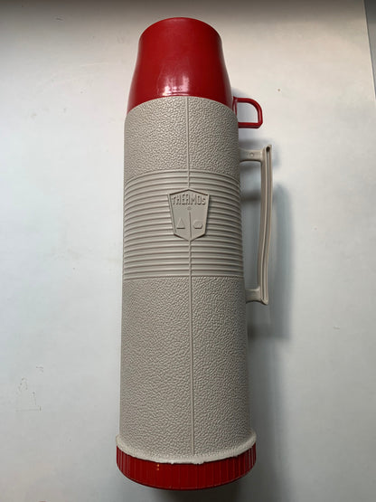 Vintage Thermos, Thermos Quart Size with Three Drink Cups, Removable Thermos Insert, Model 2402 Thermos, Cream Colour Brick Red Thermos 24F