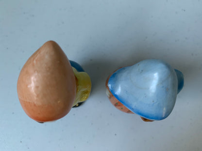 Vintage Dutch Boy and Girl Salt & Pepper, Japan Ceramic Hand Painted Salt and Pepper Shakers, Traditional Dutch Boy and Girl Shakers, Dutch