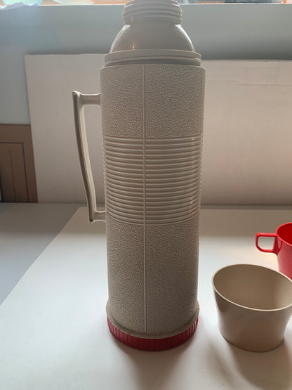 Vintage Thermos, Thermos Quart Size with Three Drink Cups, Removable Thermos Insert, Model 2402 Thermos, Cream Colour Brick Red Thermos 24F