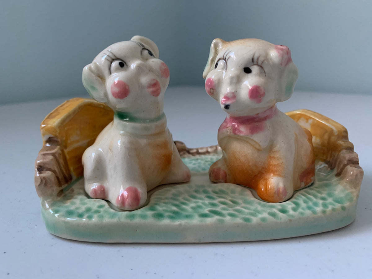 Vintage Dogs in Dog Bed Salt & Pepper Shakers, Dog Salt and Pepper Shaker, 3 Piece Salt Shaker Set, Anthropomorphic Dog Salt and Pepper, Dog