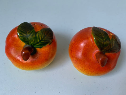 Vintage Apple Salt & Pepper, Japan Apples on their Sides Salt and Pepper Shakers, Red Apple With Green Stem Salt and Pepper Shakers, Apple