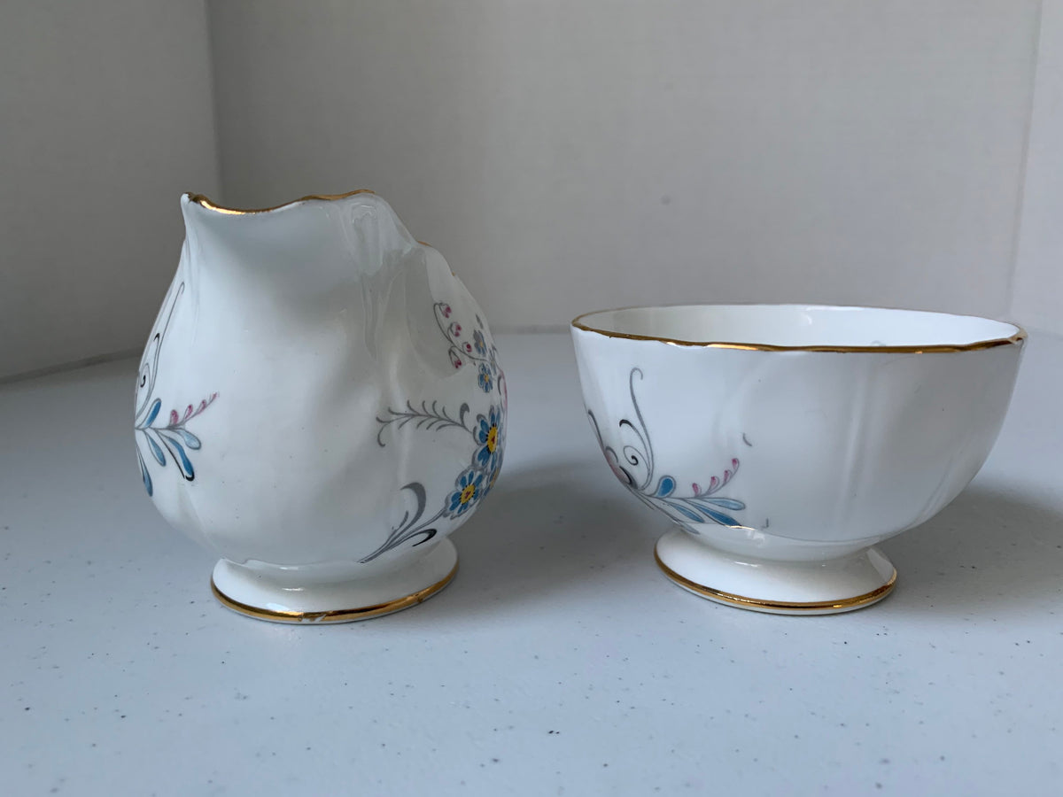 Vintage Aynsley Foral Cream & Sugar Dish, Aynsley Pattern 29, Gold Edge Floral Pattern Bone China Cream and Sugar, Aynsley Cream and Sugar