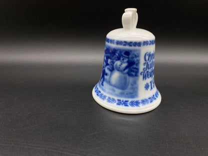 Vintage Christmas Jule Noel Weihnachten 1977 Bell, Weihnachts Glocke Jule Christmas Bell 1977, Weihnachten Noël Blue & White Porcelain Bell