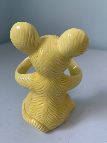 Vintage Mouse Holding Cheese Wedges Salt & Pepper Shakers, Made in Japan, Mouse with Cheese Salt and Pepper, Kitschy Mouse, Mouse Figurine
