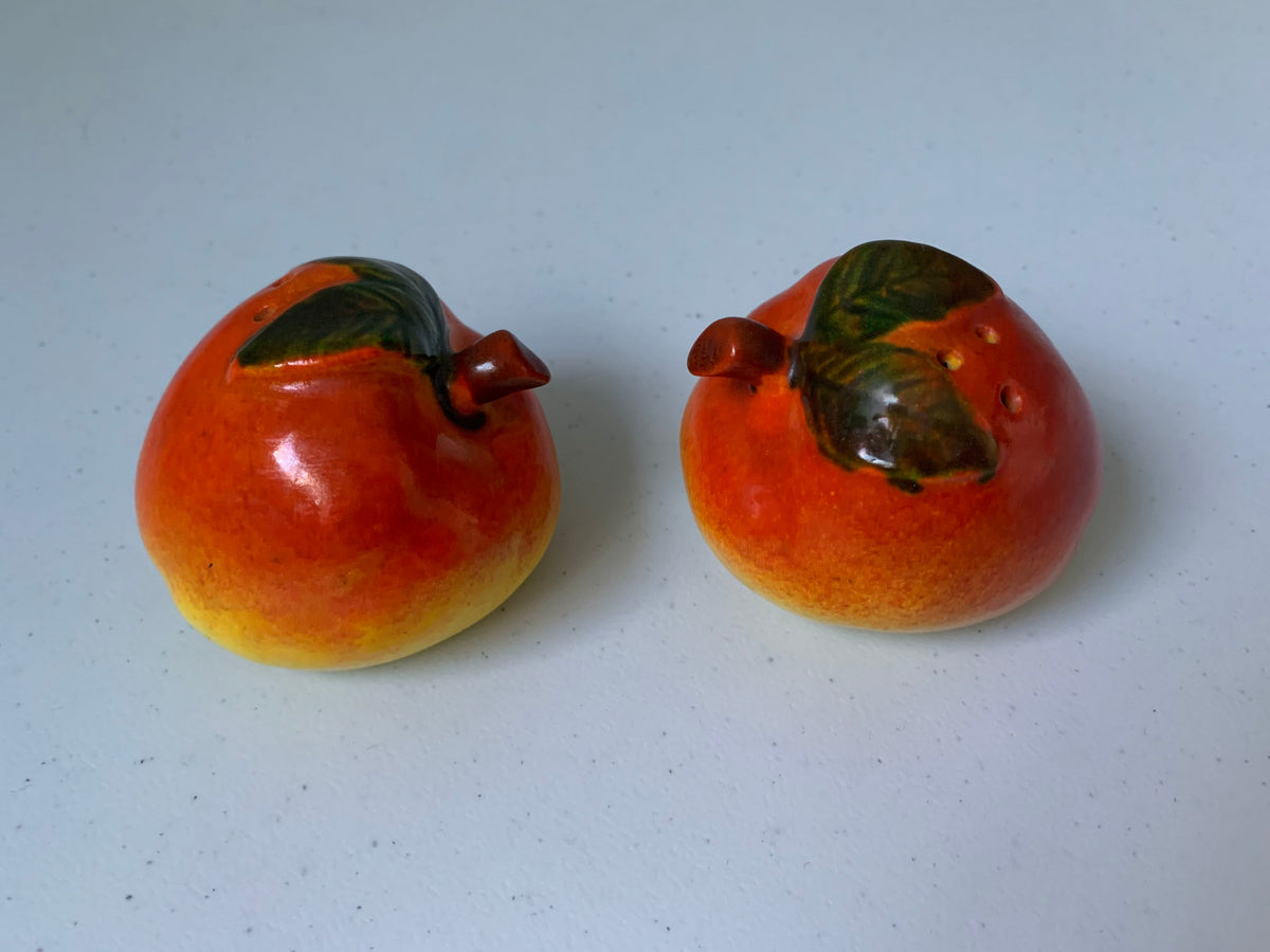 Vintage Apple Salt & Pepper, Japan Apples on their Sides Salt and Pepper Shakers, Red Apple With Green Stem Salt and Pepper Shakers, Apple