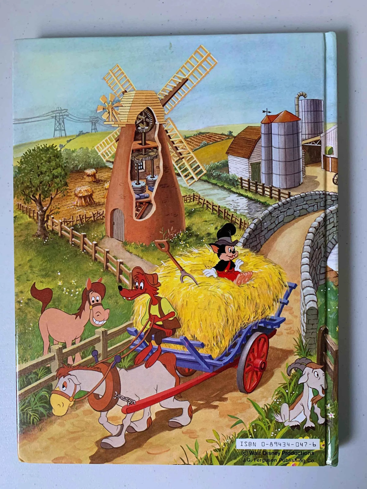 Vintage Walt Disneys How It Works in the Country, 1982 Walt Disney Productions Book, Vintage Disney How it Works Book, Vintage Disney Book