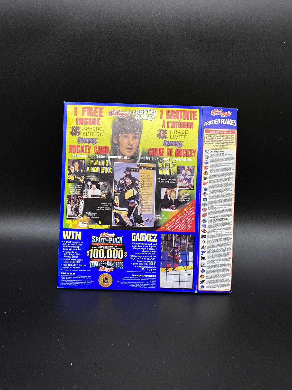 Vintage Frosted Flakes Brett Hull Signature Flattened Cereal Box, 1995 Brett Hull NHL Kellogg’s Frosted Flakes DonRuss Trading Trading Cards