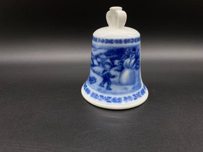 Vintage Christmas Jule Noel Weihnachten 1977 Bell, Weihnachts Glocke Jule Christmas Bell 1977, Weihnachten Noël Blue & White Porcelain Bell
