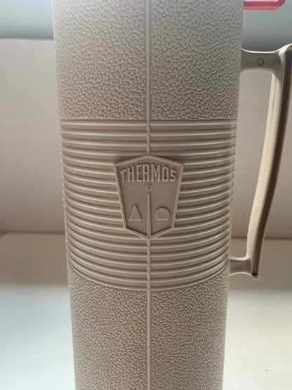 Vintage Thermos, Thermos Quart Size with Three Drink Cups, Removable Thermos Insert, Model 2402 Thermos, Cream Colour Brick Red Thermos 24F