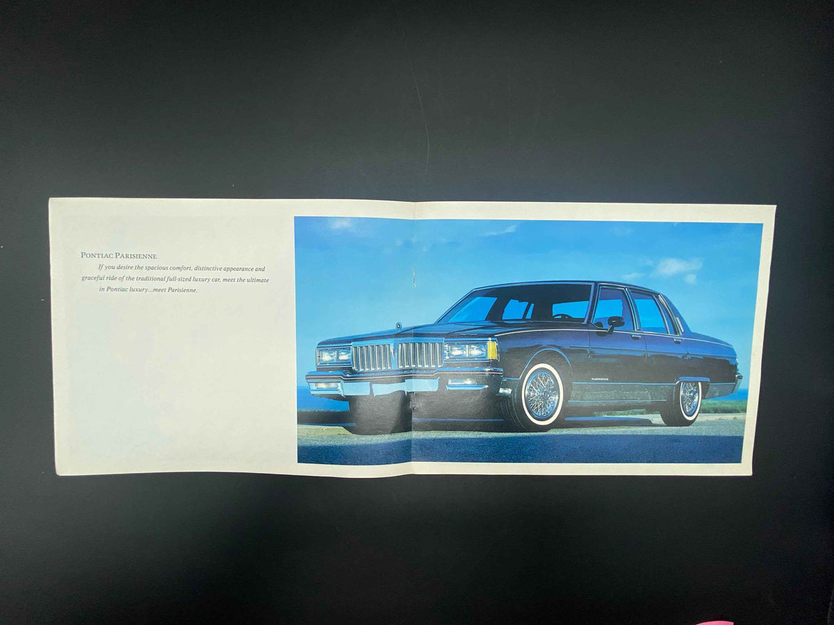 1986 Pontiac Grand Prix Bonneville Parisienne Brochure, 1986 Pontiac Grand Prix Sales Brochure, Pontiac Bonneville Brochure, 1986 Pontiac
