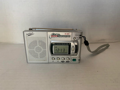 Vintage M-Zone Digital 10 Band Radio, Hi-Sensitivity Mini Radio with Alarm Clock, MZone Model R363, Multi Band Receiver, Mini Handheld Radio