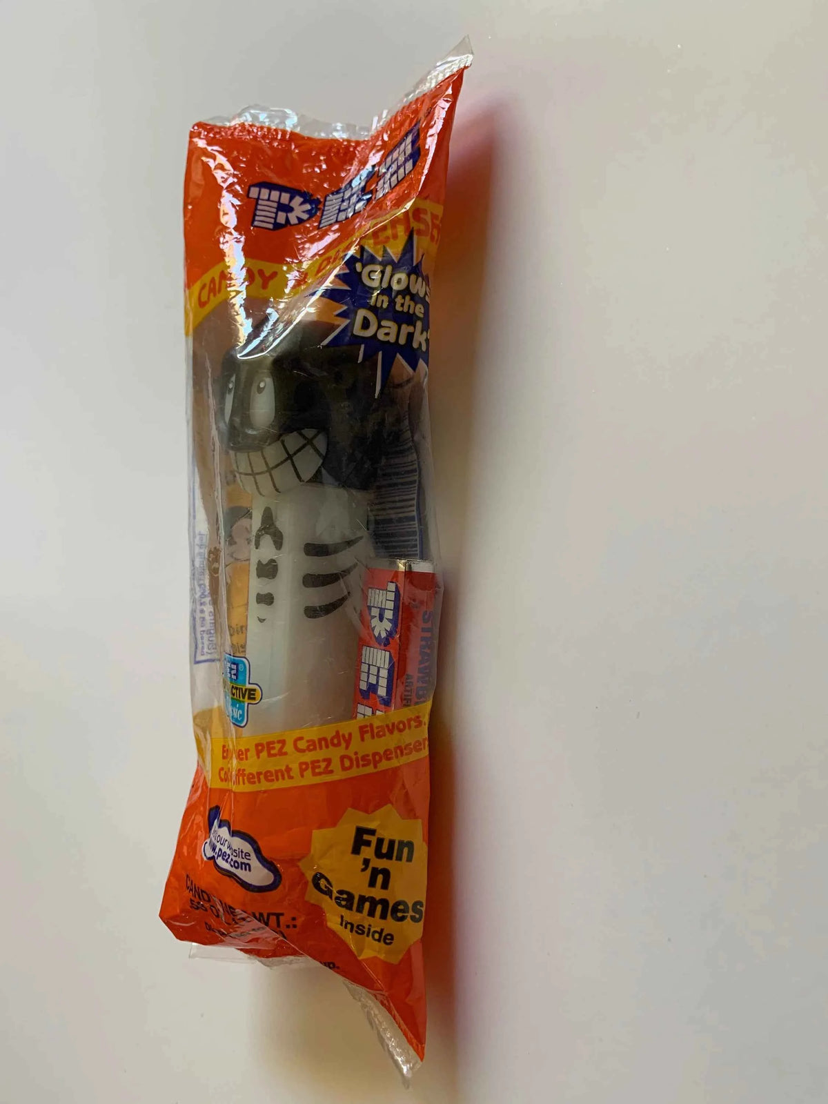 Vintage PEZ Skeleton Glow in the Dark Candy Dispenser, PEZ Skeleton, Skeleton Candy Dispenser, Halloween PEZ, Skeleton Pez, Halloween Candy