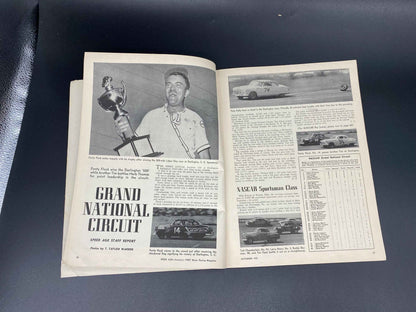 Speed Age November 1952 Vol. 6 No. 7, Speed Age The Complete Automotive Magazine November 1952, Speed Age Cover 252MPH Hot Rod November 1952