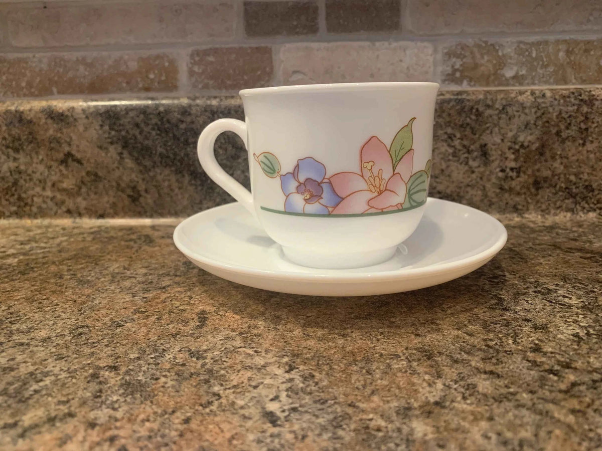 Vintage Arcopal France Lilly Flowers Teacup and Saucer, Arcopal Blue Peach and Pink Lilly Teacup, Pastel Flowers Arcopal Cup, Arcopal Cup