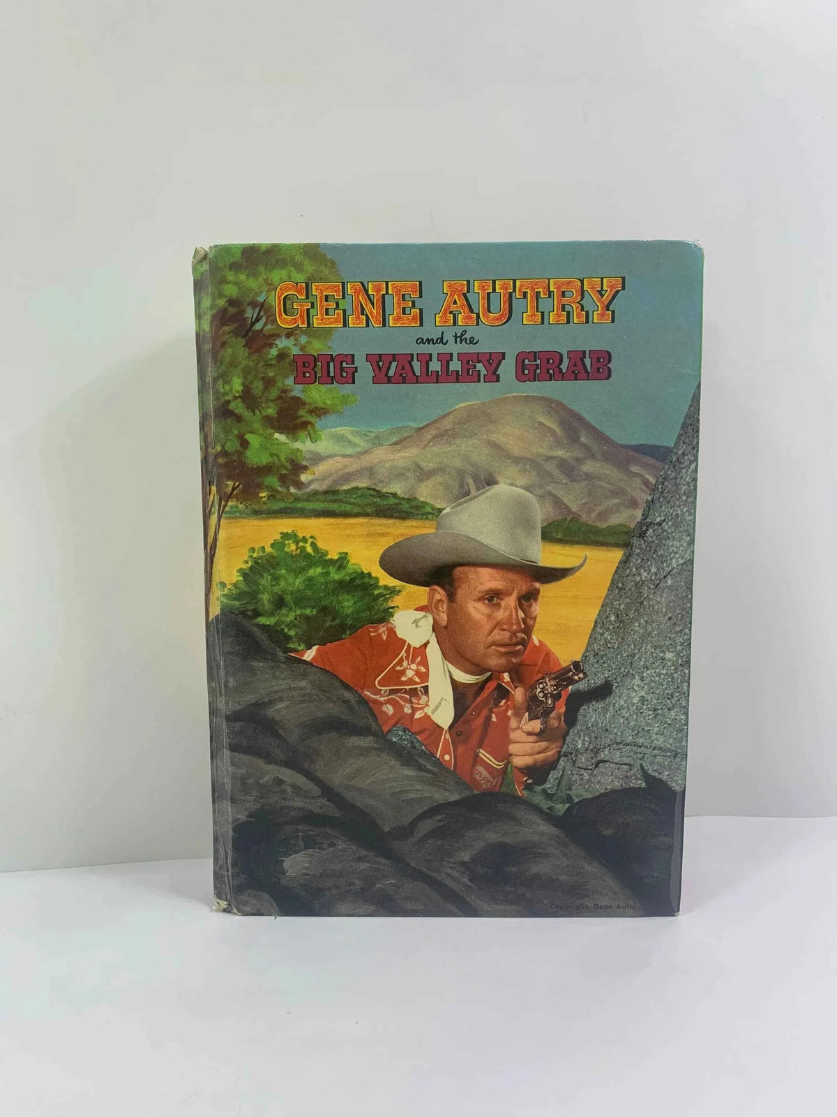 Vintage Gene Autry and the Big Valley Grab 1954, W.H. Hutchinson, Authorized Edition Gene Autry Novel, Radio and TV star Gene Autry, Cowboy