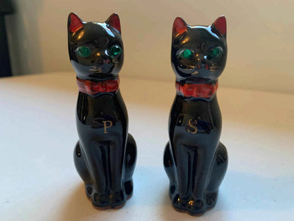 Vintage Siamese Black Cat Salt & Pepper Shaker, Green Gem Eyes Cat Japan Salt and Pepper, Black Cat with Red Bow Salt and Pepper Shaker, Cat