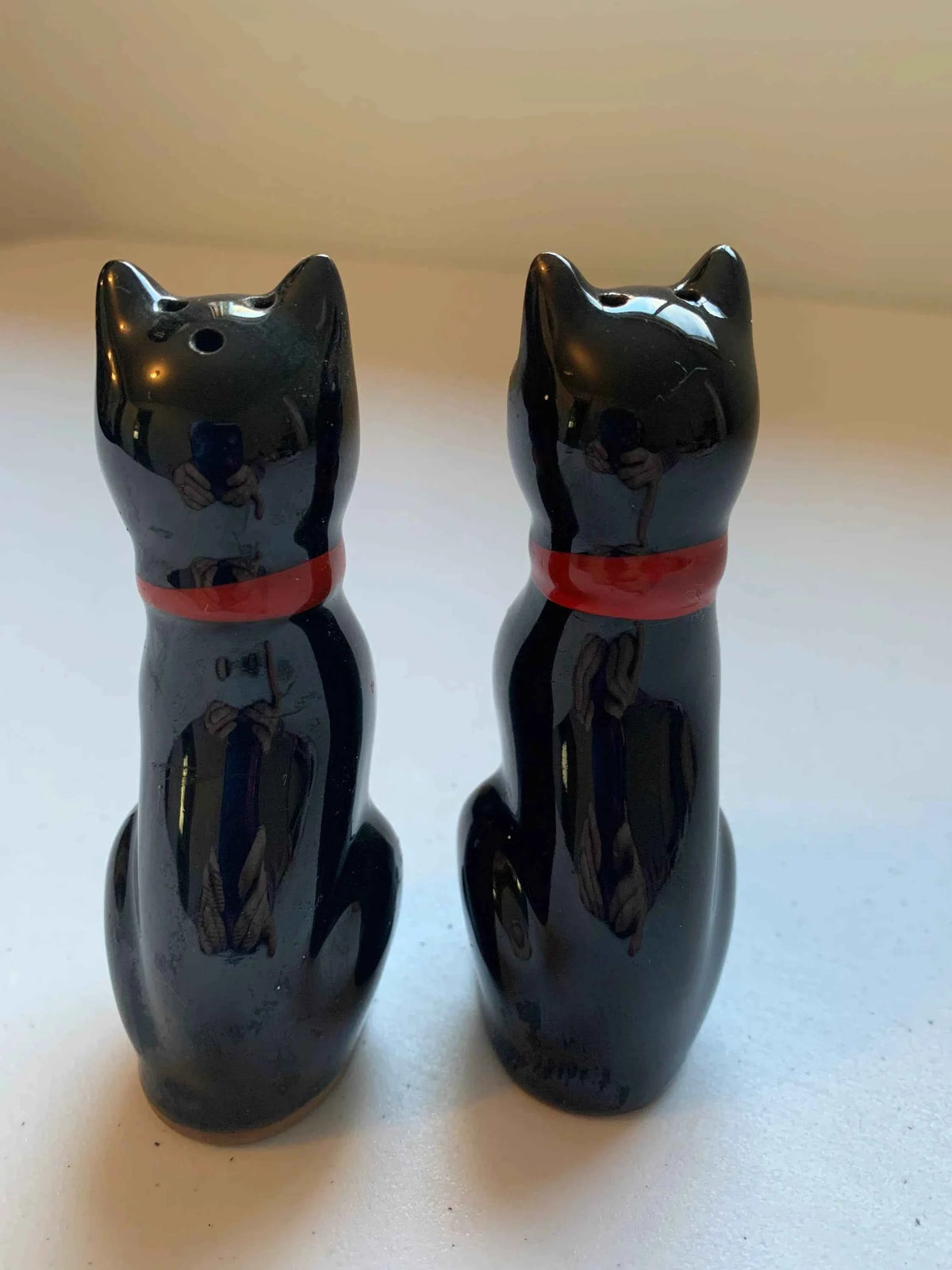 Vintage Siamese Black Cat Salt & Pepper Shaker, Green Gem Eyes Cat Japan Salt and Pepper, Black Cat with Red Bow Salt and Pepper Shaker, Cat