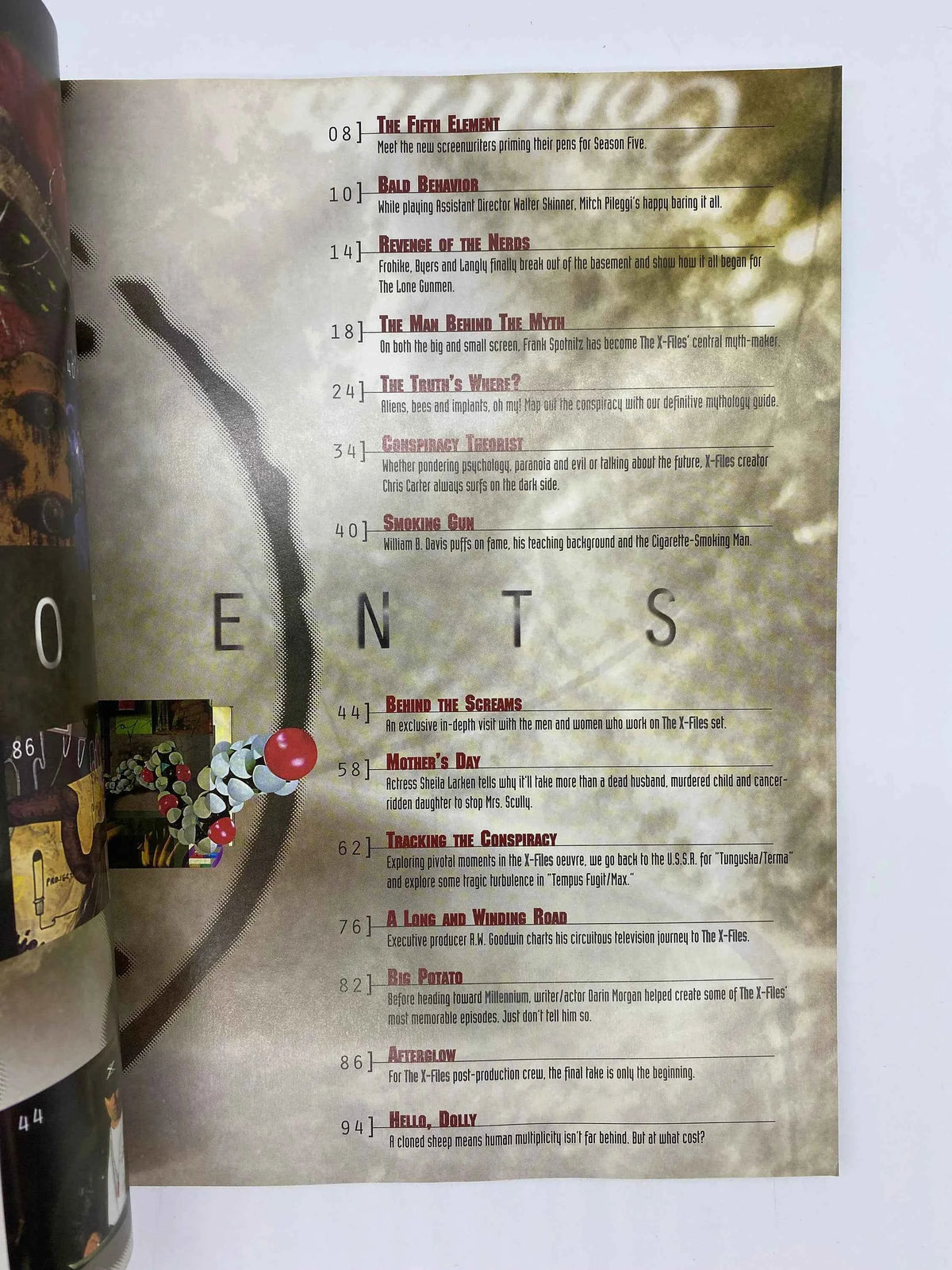 Cinescape Presents The X-Files Yearbook, Cinescape Magazine Volume 3 Number 11 97, Special Collectors Edition The X-Files Yearbook Cinescape