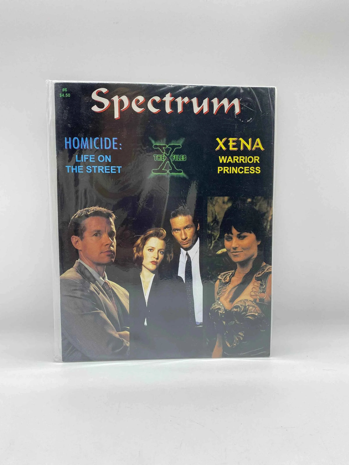 Spectrum The Magazine of Television Film & Comics Volume 1 #6 June 1996 The X-Files, Spectrum Magazine Jillian Anderson David Duchovny Cover