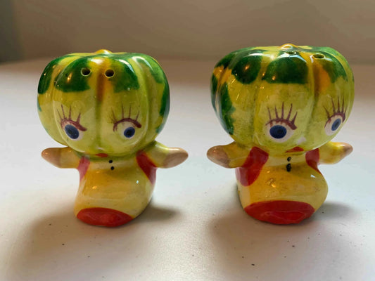 Vintage Anthropomorphic Pumpkin Salt & Pepper Shakers, Vintage Squash Salt and Pepper Shaker, Squash Salt and Pepper Shakers, Pumpkin Shaker