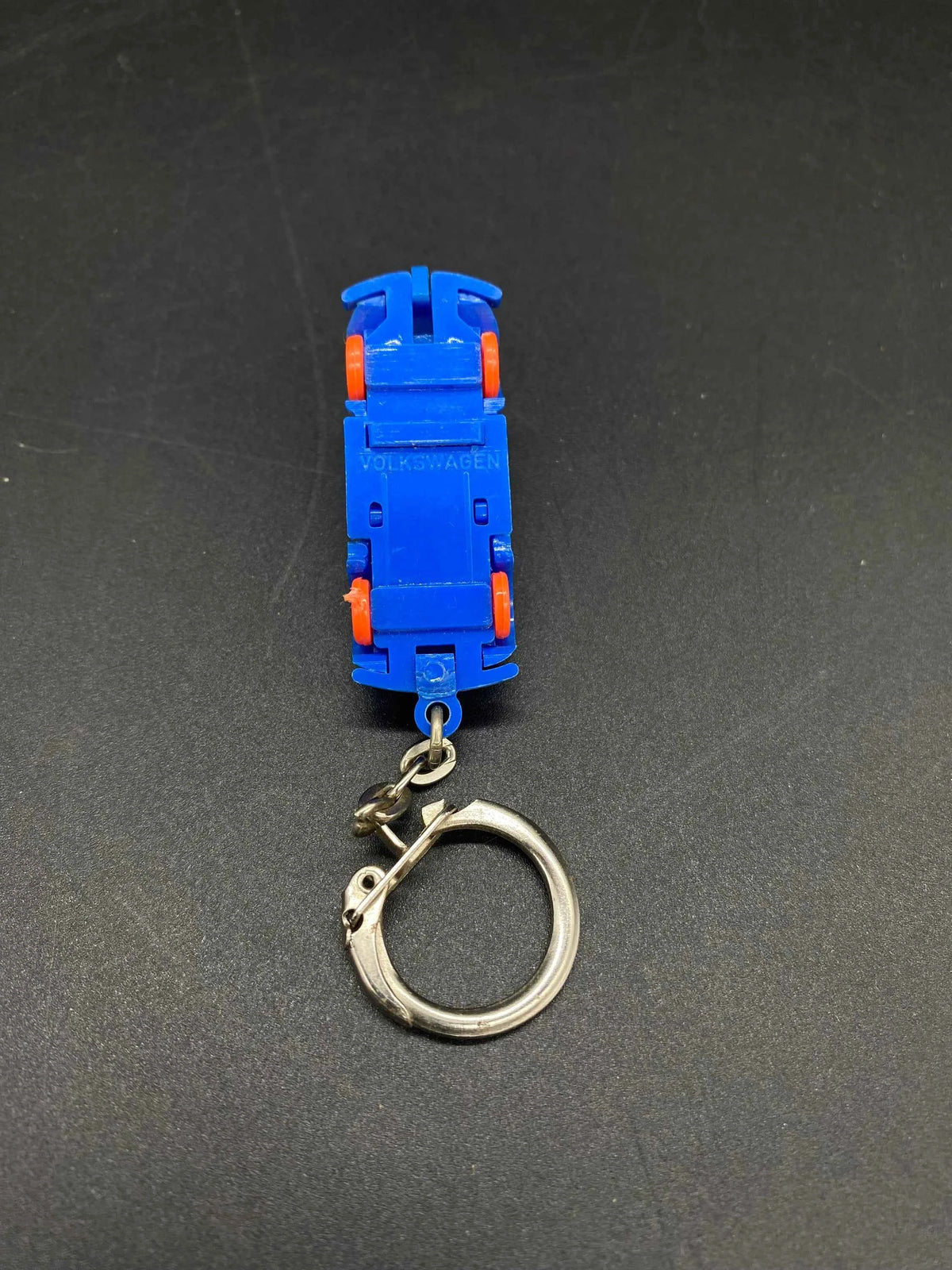 Vintage Volkswagen Beetle Plastic Key Chain, Blue & Orange Volkswagen Bettle Plastic Car Key Chain, Volkswagen Key Chain, Vintage VW Bug