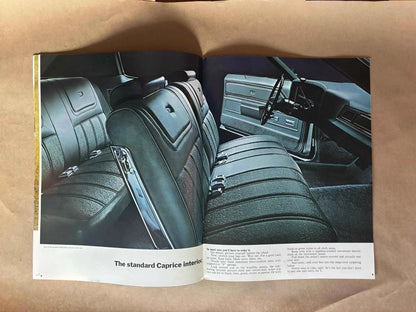 Vintage 1972 Chevrolet Caprice/Impala/Bel Air/Biscayne Car Brochure, Chevrolet GM Canada 1972 Caprice Classic Brochure, 1972 Chevy Impala