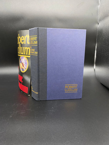 The Bourne Ultimatum by Robert Ludlum, Hardcover The Bourne Ultimatum 1990 by Robert Ludlum, First Edition The Bourne Ultimatum Hardcover