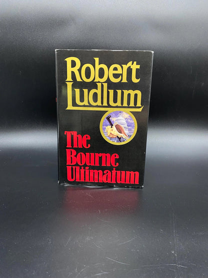 The Bourne Ultimatum by Robert Ludlum, Hardcover The Bourne Ultimatum 1990 by Robert Ludlum, First Edition The Bourne Ultimatum Hardcover